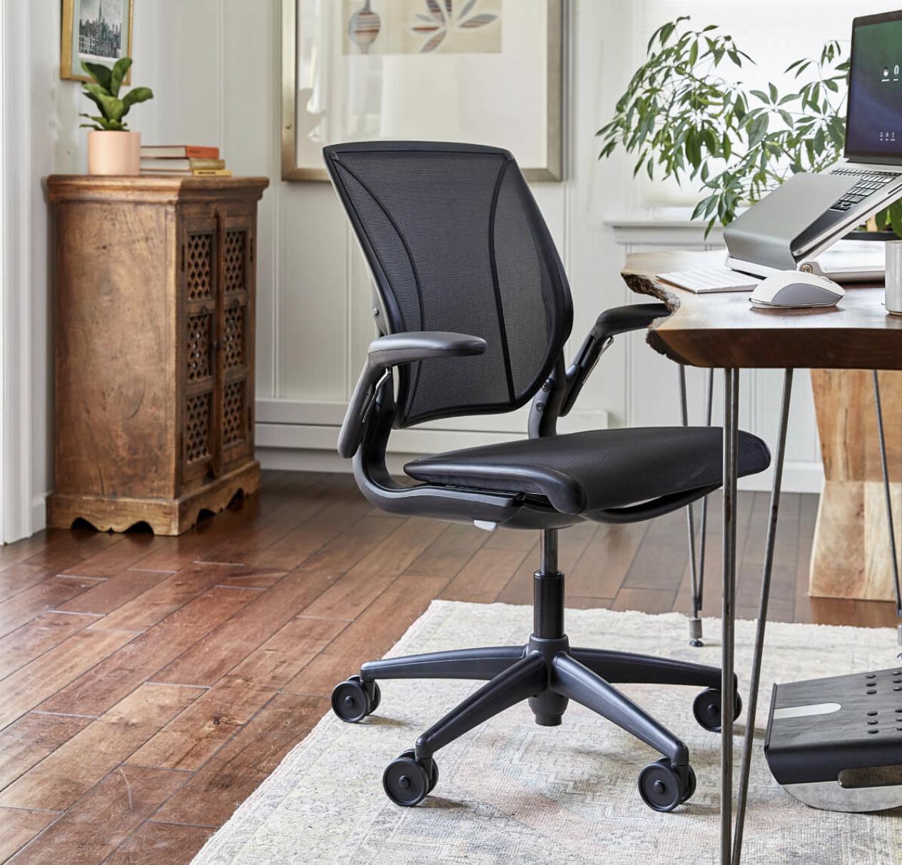 Humanscale World LM Office Chair by Niels Diffrient